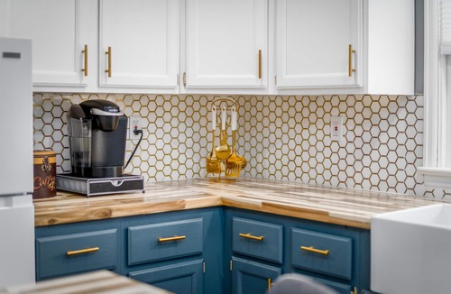Loveland Ski Chalet | Adorable Downtown Loveland Chalet