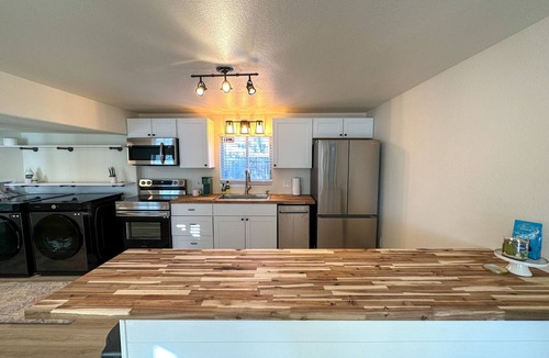 Sloan Lake House | Adorable home blocks from sloans lake