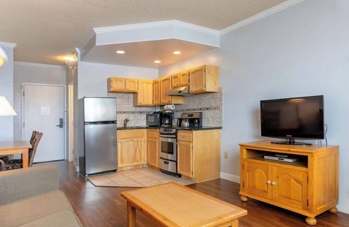 Steamboat Springs House | Adventure Vacation! Relaxing Stay for Families | Full Kitchen, Indoor Pool
