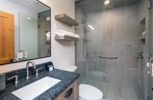 Mountain Village Hotel | Affordable Lock-Off Hotel Room With Amenities