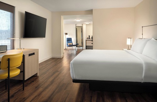 Mountain View Hotel | Aloft by Marriott Mountain View
