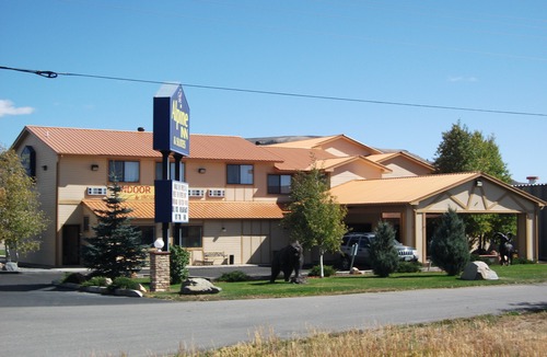Gunnison Hotel | Alpine Inn & Suites Gunnison