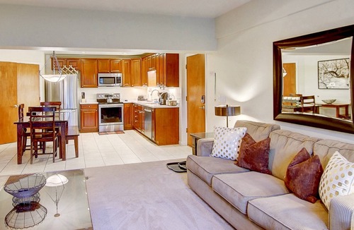 Steamboat Springs Condo | Amazing Location on Mtn w/Air Conditioning-100 yds to Trails-Heated Pool-Hot Tub-W/D in Unit-Grill