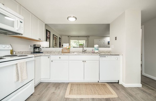 Cimarron Hills Condo | ❂ Amazing Townhouse! 2 BR, 1.5BA, Sleeps 5 w/AC! ❂