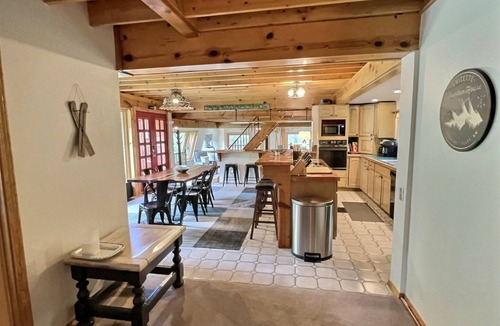 Taos Ski Valley House | Amizette Mountain House