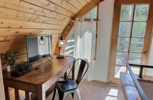 Taos Ski Valley House | Amizette Mountain House