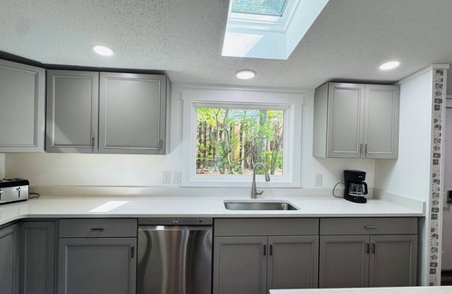 Put-in-Bay House | An Easy Win for Group Getaways | 8 ppl | IC64