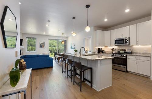 Lakeside Village Apartment | Apartments in Keystone, CO, USA