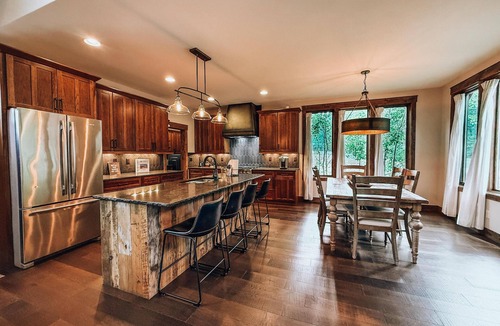 Estes Park House | Arrowhead West -Luxury 3BR w/A/C Mountain Retreat