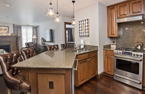 Avon Condo | Ascent Condo 111 | Avon, CO 2BR | Indoor Pool & Free Ski Shuttle
