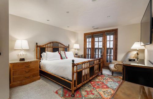 Avon House | Ascent Residence 309