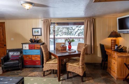 Durango - Purgatory Cabin | Aspen Cabin at O-Bar-O