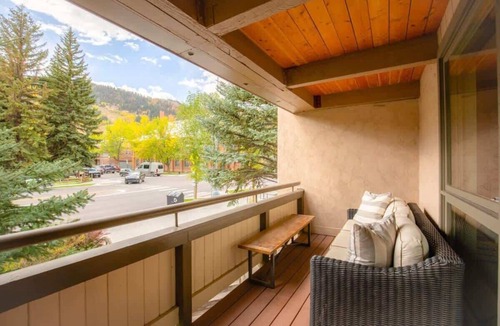 Aspen Condo | Aspen Core Renovated 2 BR, 2 BA with AC