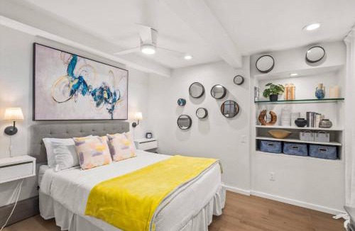 Aspen House | Aspen Mountain Condominiums 1C