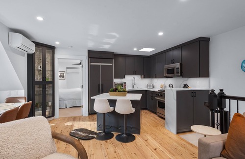 Aspen House | Aspen Townhouse West Unit 1 | Fully Renovated & Steps from Downtown