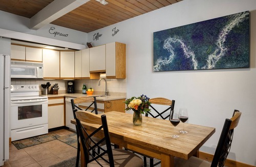 Snowmass Village Condo | Aspenwood L14 - Walk to Slopes | Cozy Mountain + Hot Tub