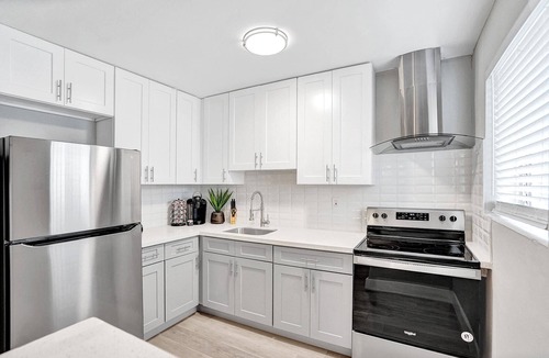 West Avenue Apartment | Astoria Suite 2BD/2BA Miami Beach Lincoln Casa