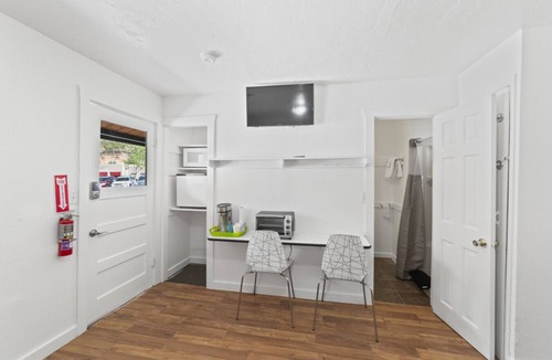 Moab Apartment | Atomic #4 I Downtown I Historic I Trailer Parking