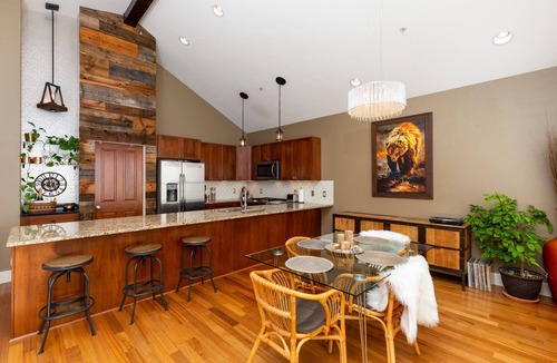 Basalt House | Basalt Bliss - Prime Location, Views, Pet Friendly!