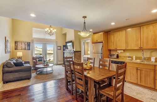 Silvercreek Condo | Base Camp One Escape | Pool & Views