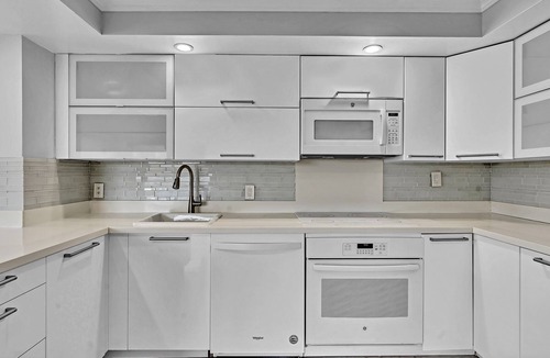 Bay Harbor Islands Apartment | Bay Harbor Sunset Apt 5A