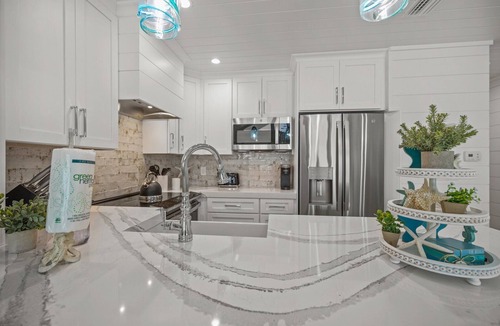 Holmes Beach Condo | Beachfront Paradise 1 ~ Yes, That'S Your View! ~ Specials ~