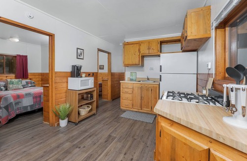 Bayfield Cabin | Bear Paw Lodge