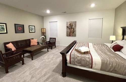 Riverside House | Beautiful 1-Story Mountain View House near UCR