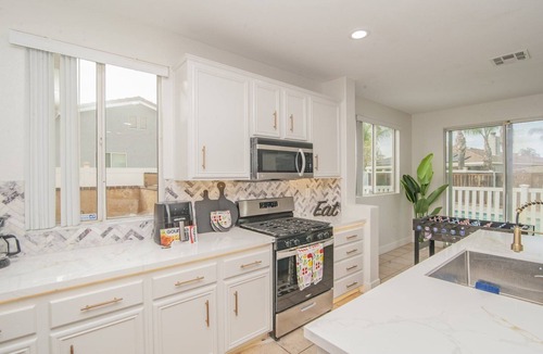 Menifee House | Beautiful 4-bedroom house with Pool in serene Menifee