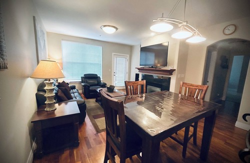 Englewood Condo | Beautiful and cozy 2-bedroom condo in the heart of DTC!