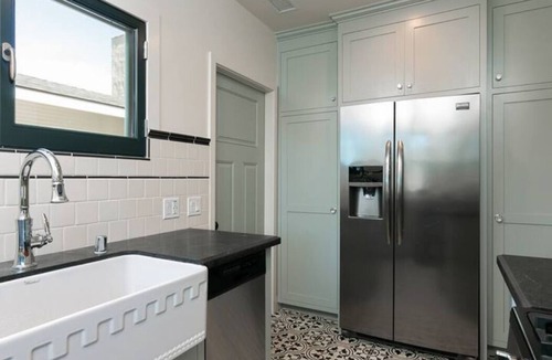 Ventura Cottage | BEAUTIFUL BEACH COTTAGE - FULLY RESTORED