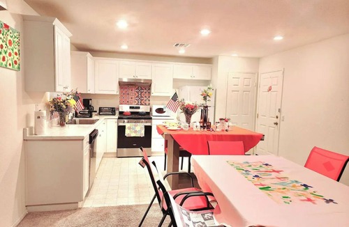 Victorville Bed & Breakfast | Beautiful BnB #4