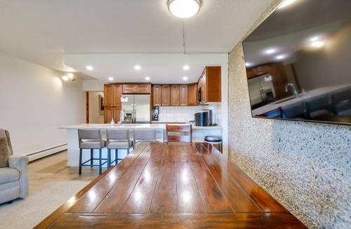Breckenridge House | Beautiful Breck Townhome w/Pool: 1 Mi to Main St!