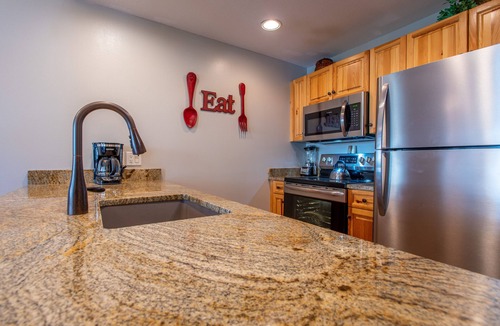 Copper Mountain Village Condo | Beautiful condo in the heart of Copper's Center Village. Free WiFi, Parking.
