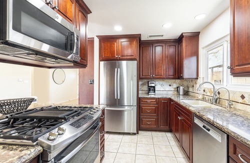 Simi Valley House | Beautiful home in central Simi Valley, dog-friendly