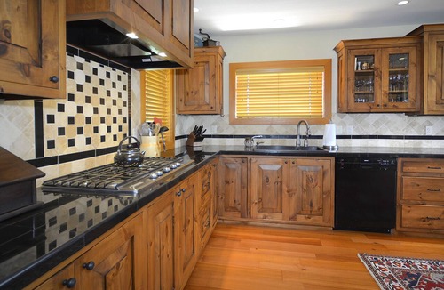 Mount Crested Butte House | Beautiful home in Meridian Lake Park neighborhood just mins from the slopes