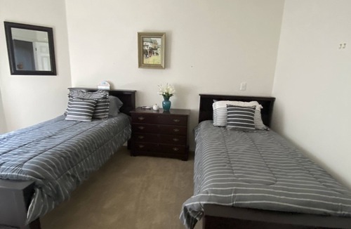 Bullhead City House | Beautiful home with pool/spa 5 minutes away from Laughlin casinos/river