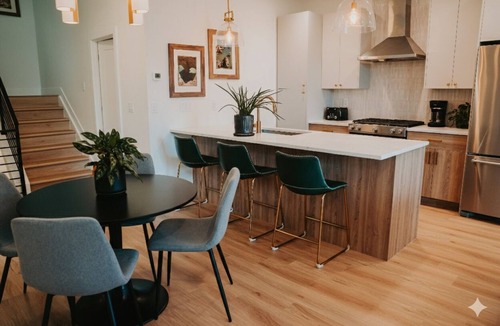 West Colfax House | Beautiful & Modern 4BR Home Near Sloan’s Lake