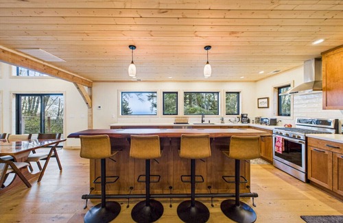 Trinidad House | Beautiful Ocean View Cabin and Hot Tub!