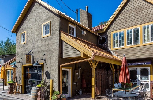 Minturn Apartment | Beautiful & One-of-a-Kind Downtown Minturn Apartment. Minutes to Vail.