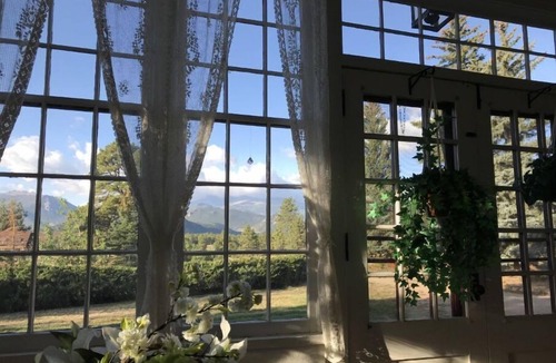 Estes Park House | Beautiful Setting, Romantic Historic Arts & Crafts Home, Great Longs Peak Views