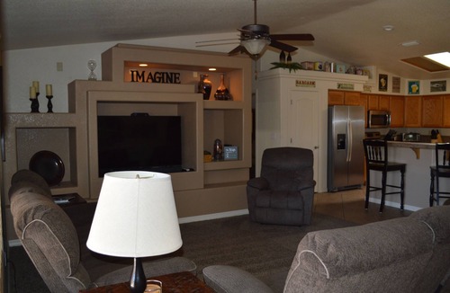 Lake Havasu City House | Beautiful Southside home close to Riviera Launch Ramp