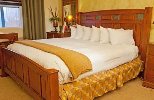 Peak 9 Resort | Beaver Run Resort- Studio in the mountains of Breckenridge!
