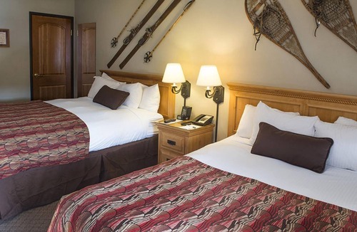 Peak 9 Resort | Beaver Run Resort - Cozy Mountain Hotel Getaway