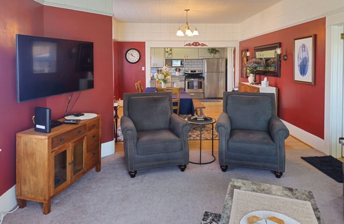 Bayview House | 'Bella Rose' Lovely Eureka Home Near Redwoods!