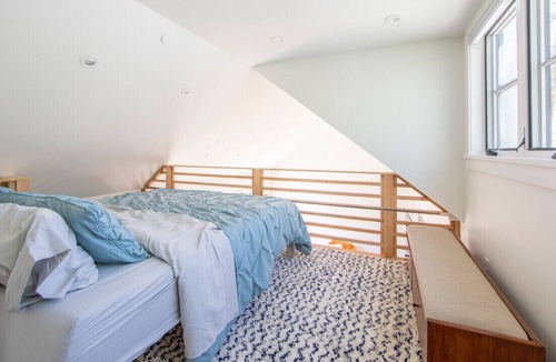 Newlands Cottage | Best Location, Private house perfect for extended stay