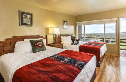 Mesa Verde National Park Hotel | Better Choice for your Vacation! Onsite Restaurant and Bar, Free Parking