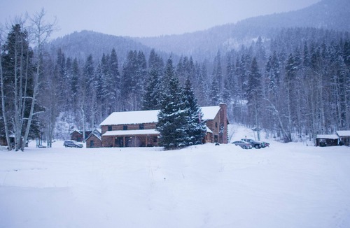 Pitkin County House | Beyul Retreat - Lodge Room - Queen Suite
