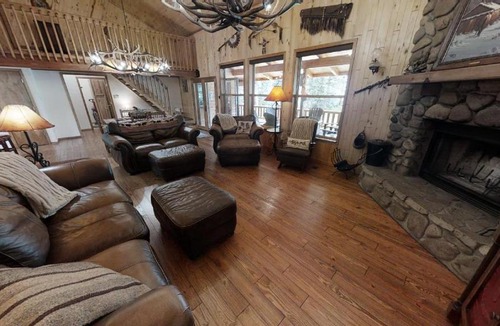 Red River House | Big Elk Horn Lodge