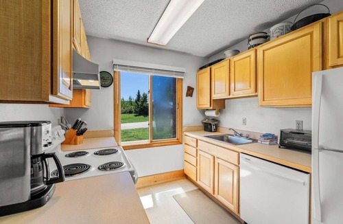 Clark Cabin | Big Horn - On the Elk River with view of Mt. Zirkel